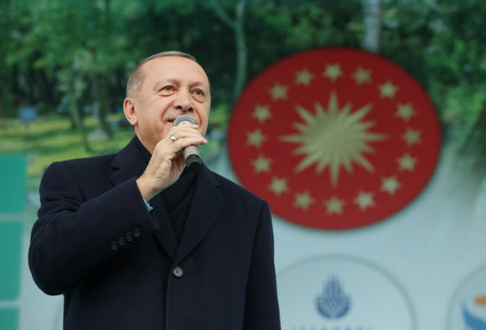 أردوغان: سنطلق عملية عسكرية بمنطقة شرق الفرات "في أي لحظة"
